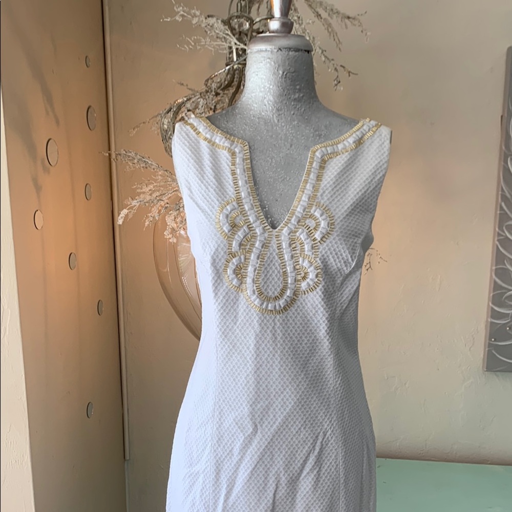 Lilly Pulitzer White cotton white gold and white embellishments size 8